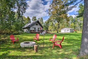 Evolve Riverfront Traverse City Cabin with Kayaks!